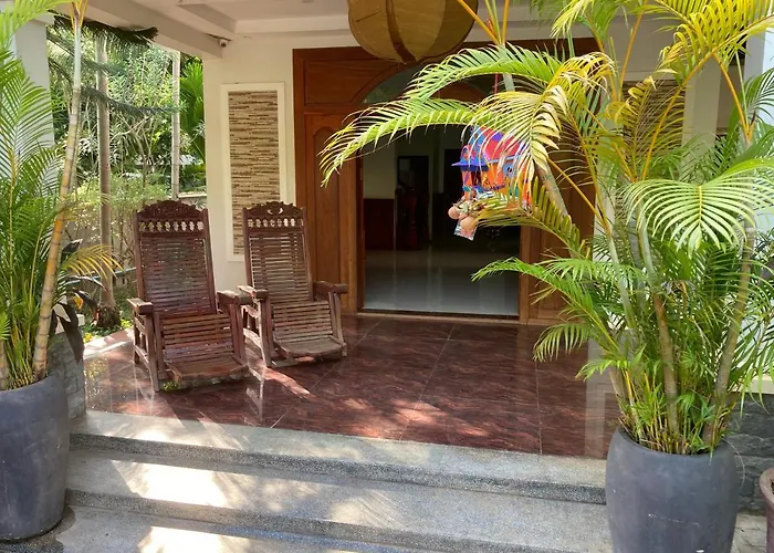 Lily Pad Boutique Hotel 2*