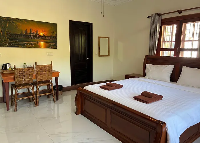 Hotel Lily Pad Boutique