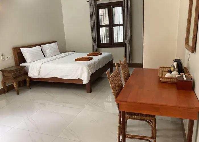 Hotel Lily Pad Boutique