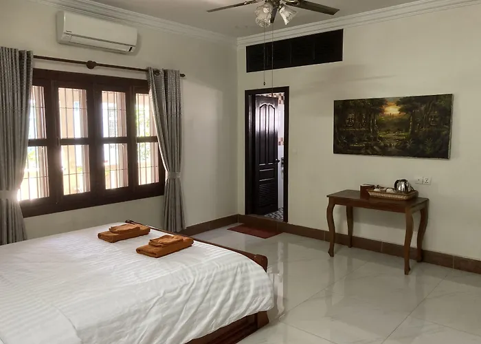 Hotel Lily Pad Boutique